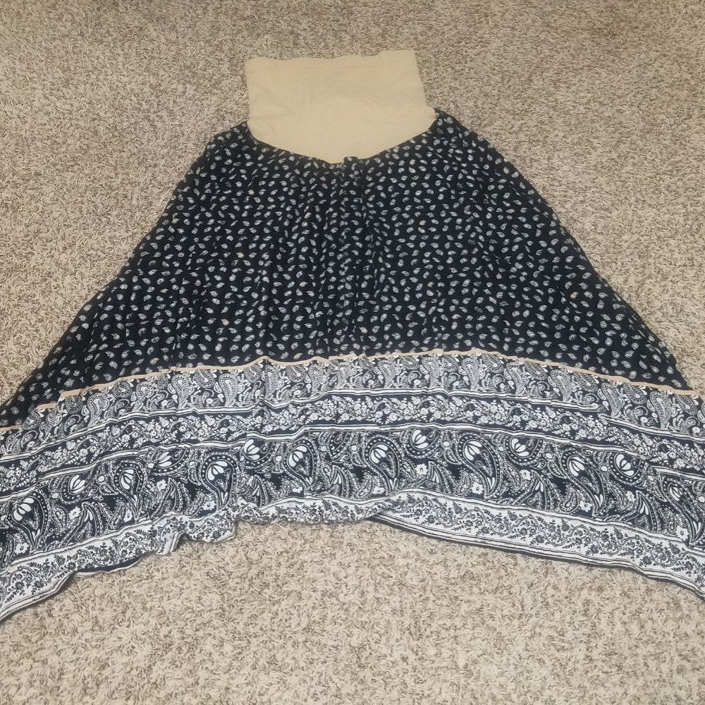 Motherhood Maternity Black floral Skirt Size Small - Picture 2 of 5